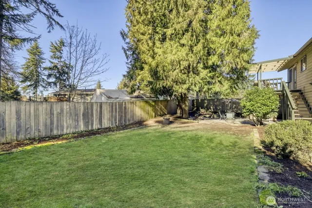 $799,000 | 23312 44th Avenue West, Mountlake Terrace, WA 98043