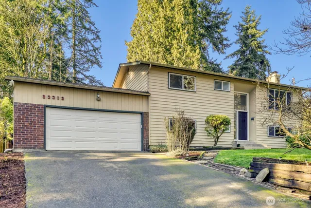 $799,000 | 23312 44th Avenue West, Mountlake Terrace, WA 98043