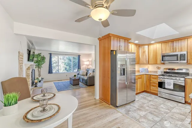 $799,000 | 23312 44th Avenue West, Mountlake Terrace, WA 98043