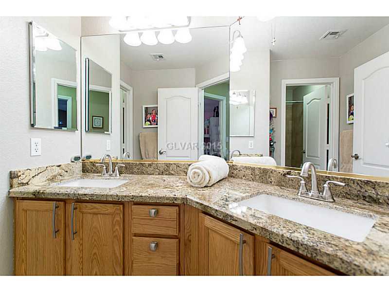 302 Doe Run Circle Henderson, NV 89012 - Photo 26 of 34 Bathroom.