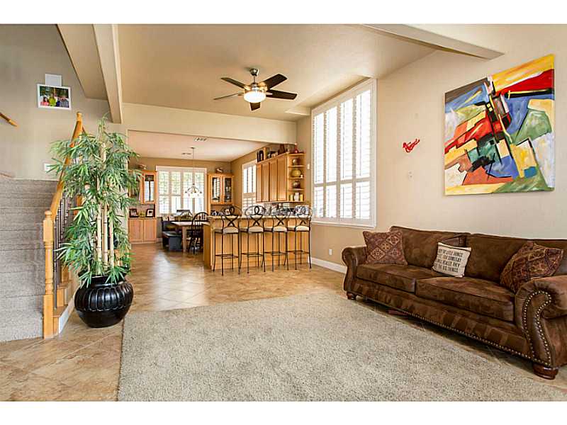 302 Doe Run Circle Henderson, NV 89012 - Photo 3 of 34 Living Room.