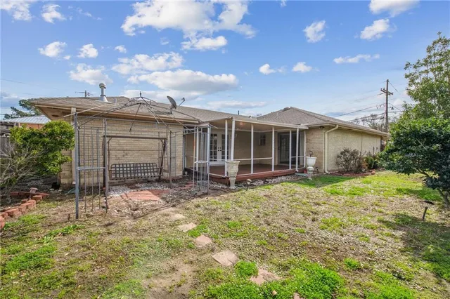 $2,450 | 3735 Olney Street, Metairie, LA 70002