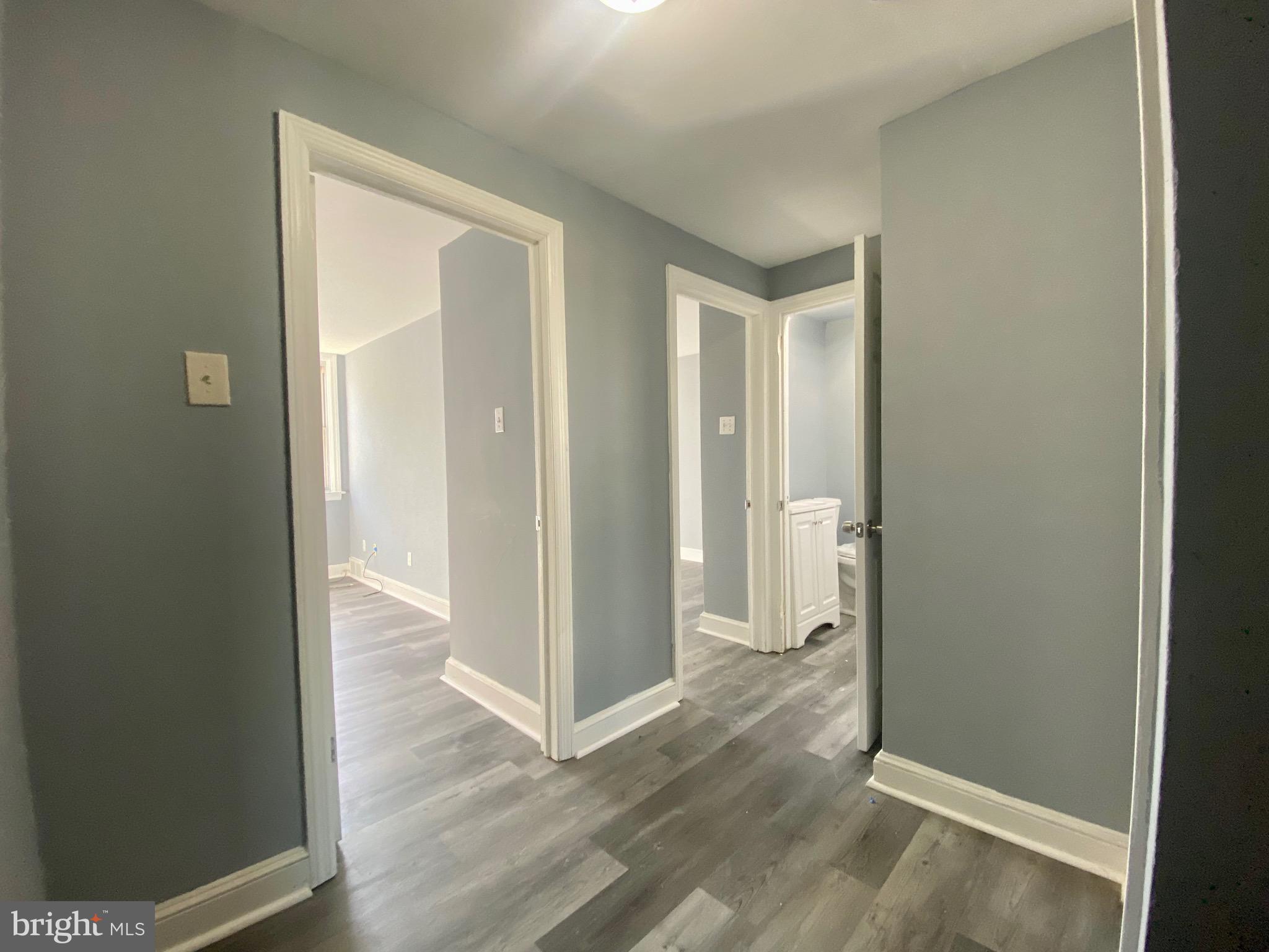26 Ashbourne Road Darby, PA 19023 - Photo 5 of 10 Hallway