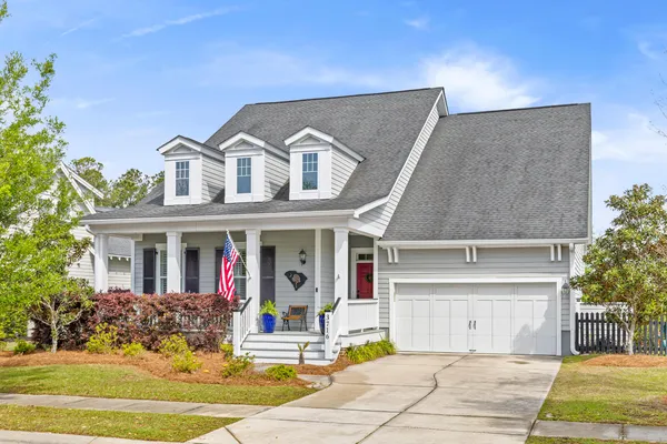 $915,000 | 3716 Maidstone Drive, Mount Pleasant, SC 29466