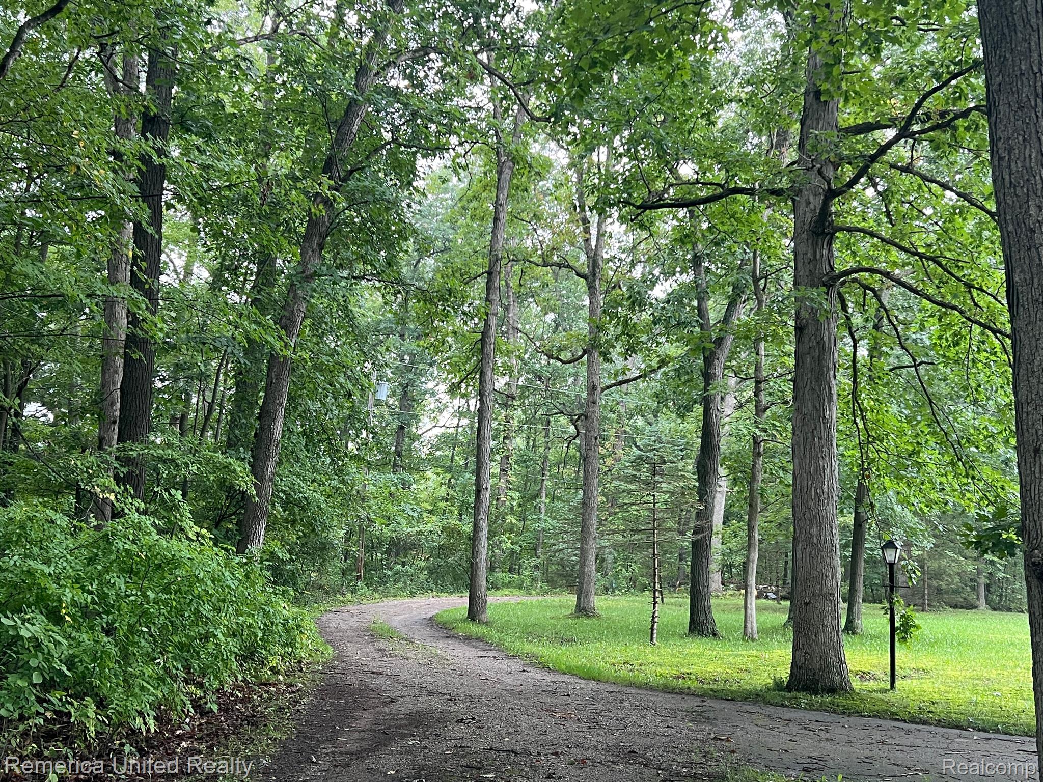 3340 Musson Road Howell, MI 48855 - Photo 40 of 45 driveway