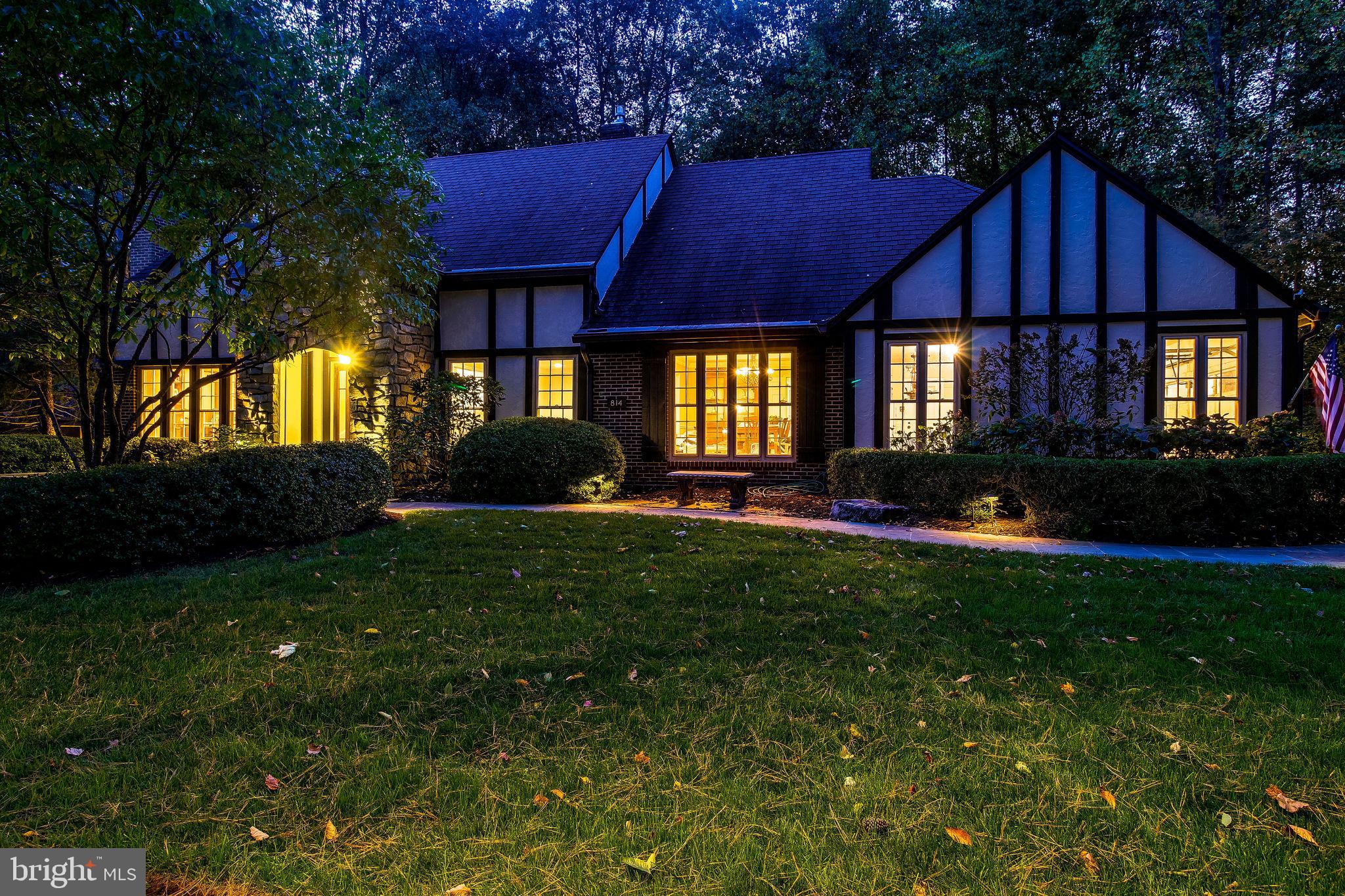 814 Ridge Drive McLean, VA 22101 - Photo 2 of 49 Gallery Image 2