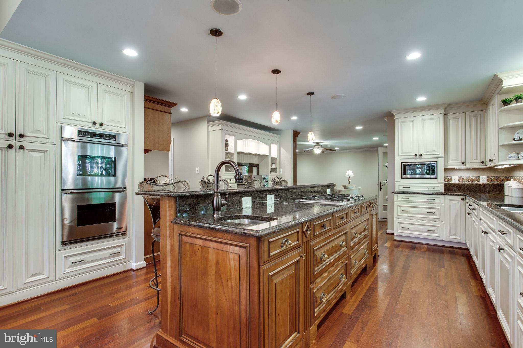 814 Ridge Drive McLean, VA 22101 - Photo 15 of 49 Gallery Image 15