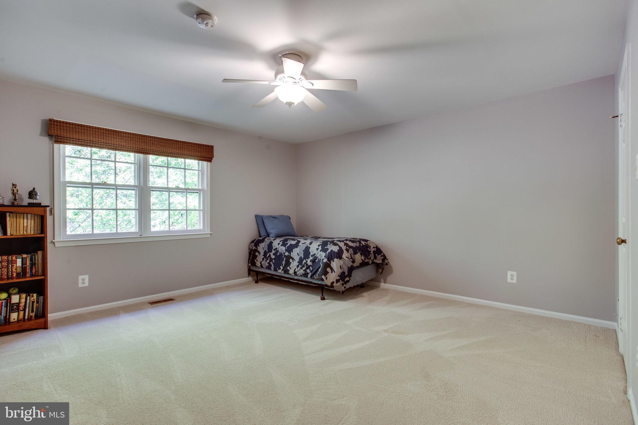 814 Ridge Drive McLean, VA 22101 - Photo 33 of 49 Bedroom #3 (Upper Level)