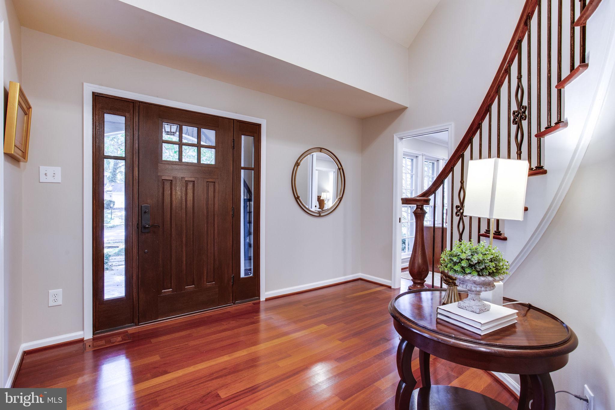 814 Ridge Drive McLean, VA 22101 - Photo 6 of 49 Gallery Image 6