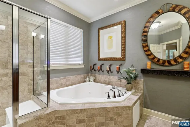 $799,900 | 33 Sedona Boulevard, Hamilton, NJ 08691