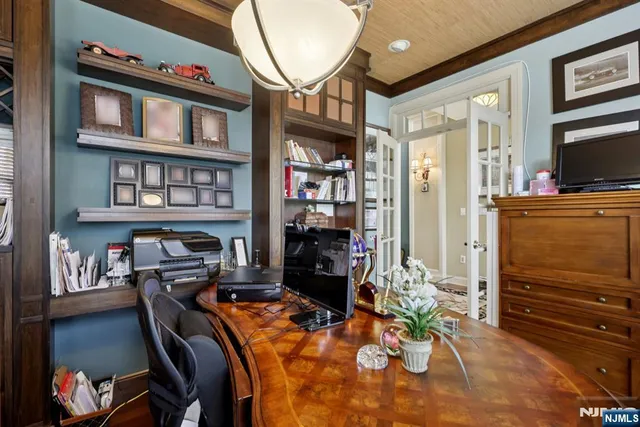 $799,900 | 33 Sedona Boulevard, Hamilton, NJ 08691