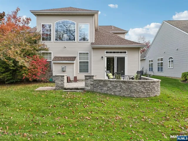 $799,900 | 33 Sedona Boulevard, Hamilton, NJ 08691