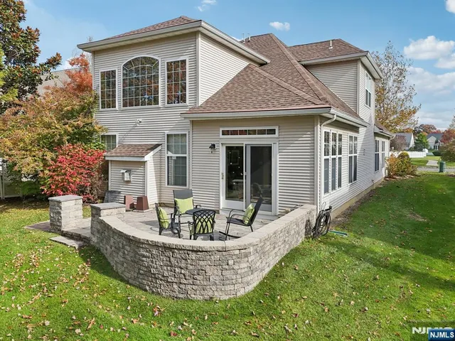 $799,900 | 33 Sedona Boulevard, Hamilton, NJ 08691