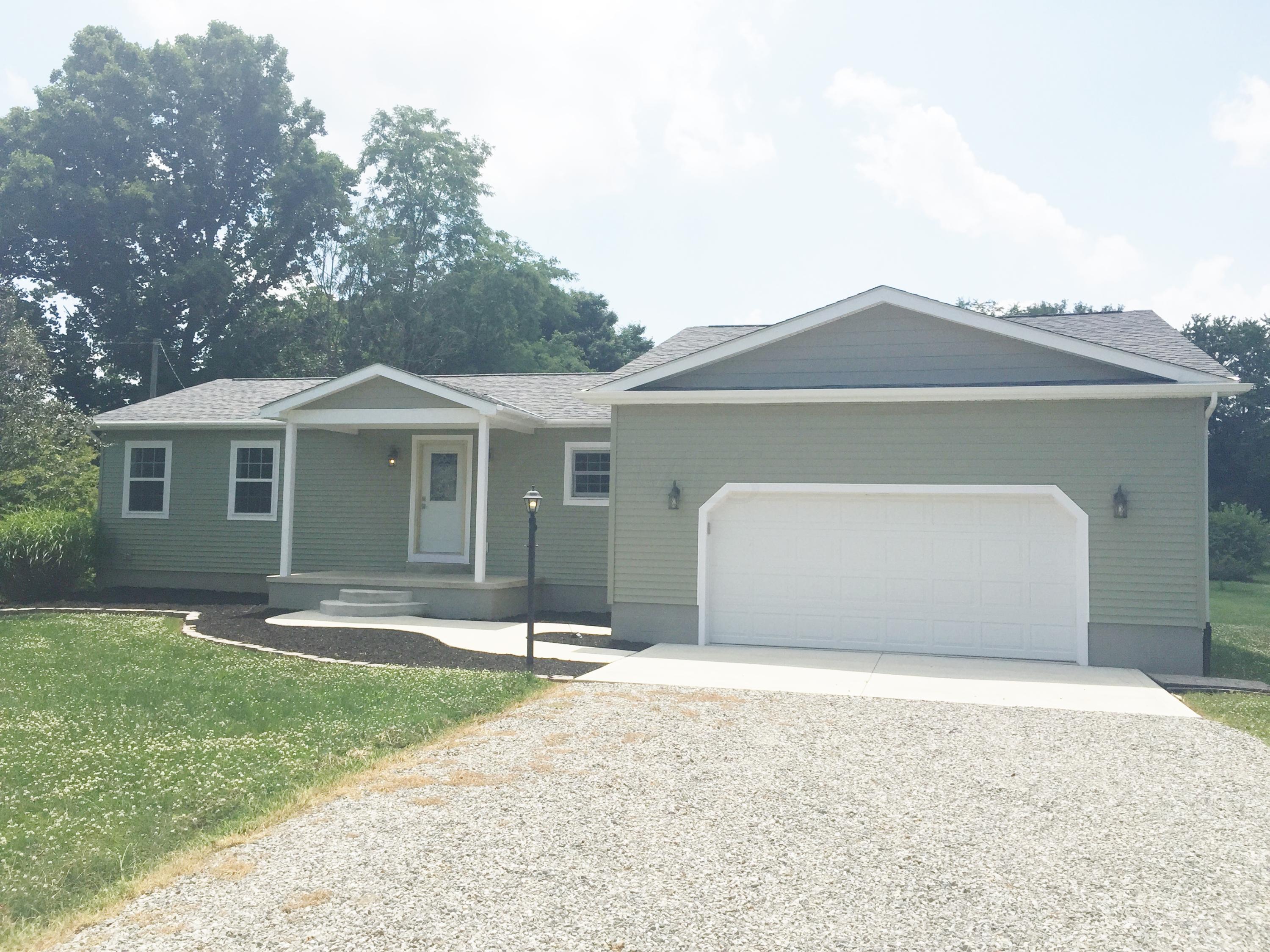 2317 Sugar Grove Road Southeast Lancaster, OH 43130 - Photo 2 of 45 Gallery Image 2