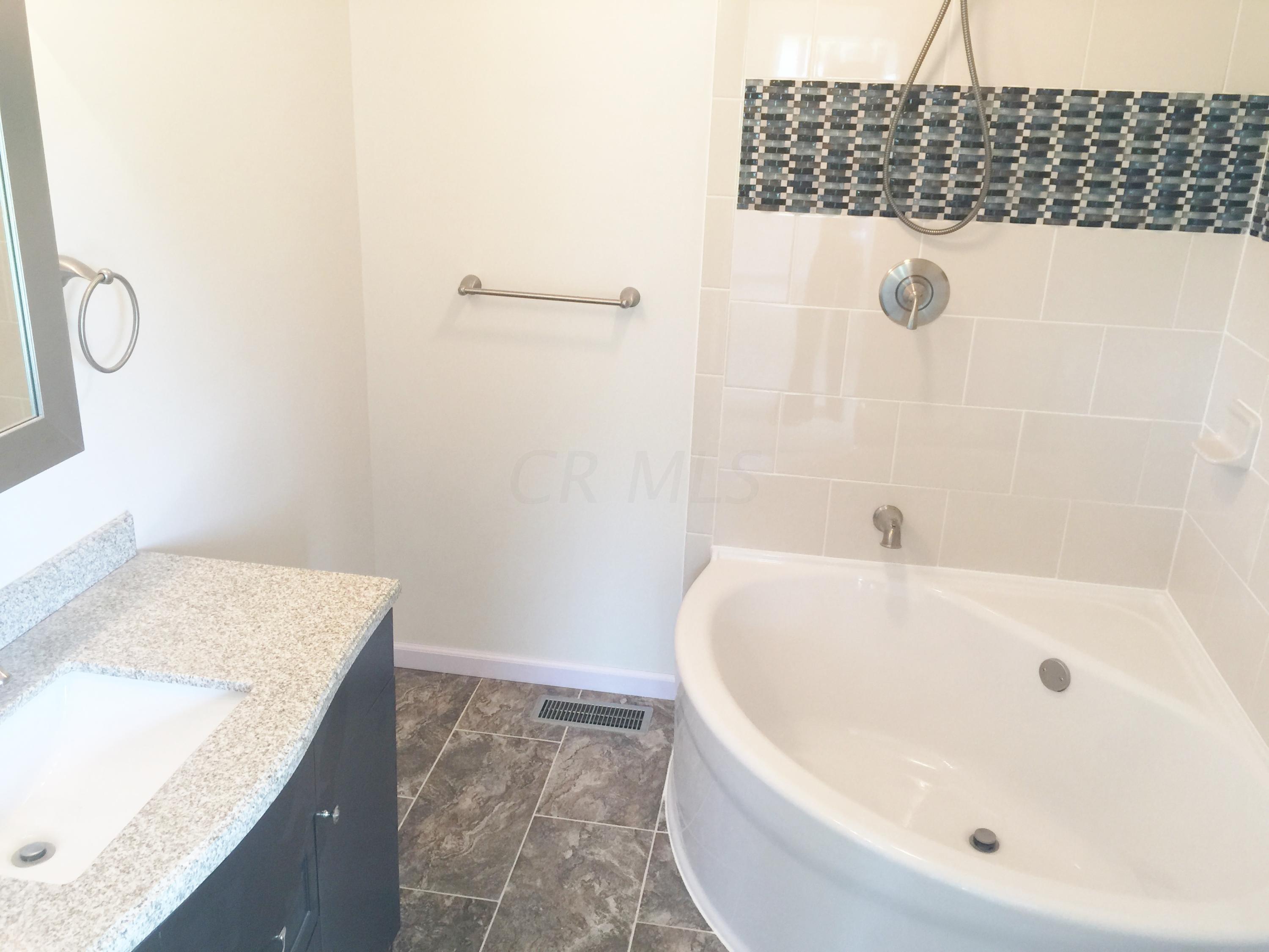 2317 Sugar Grove Road Southeast Lancaster, OH 43130 - Photo 23 of 45 Gallery Image 23