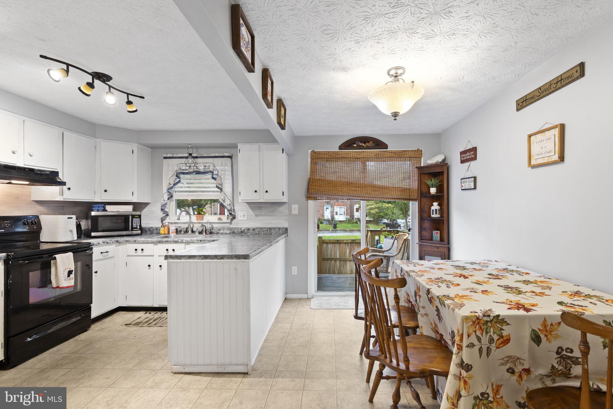 927 Redfield Road Bel Air, MD 21014 - Photo 5 of 19 Gallery Image 5