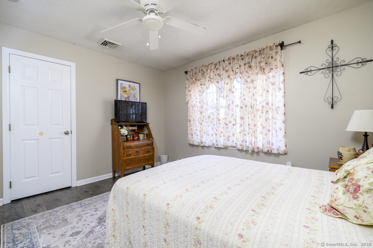10 Hoinski Way Ansonia, CT 06401 - Photo 4 of 30 a bedroom with a bed and a window