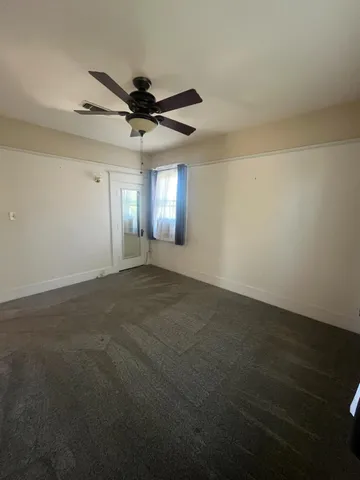 a view of utility room