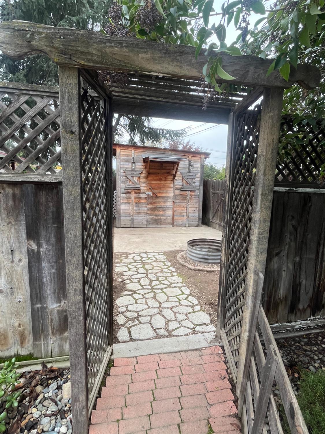 471 South Reed Avenue Reedley, CA 93654 - Photo 47 of 54