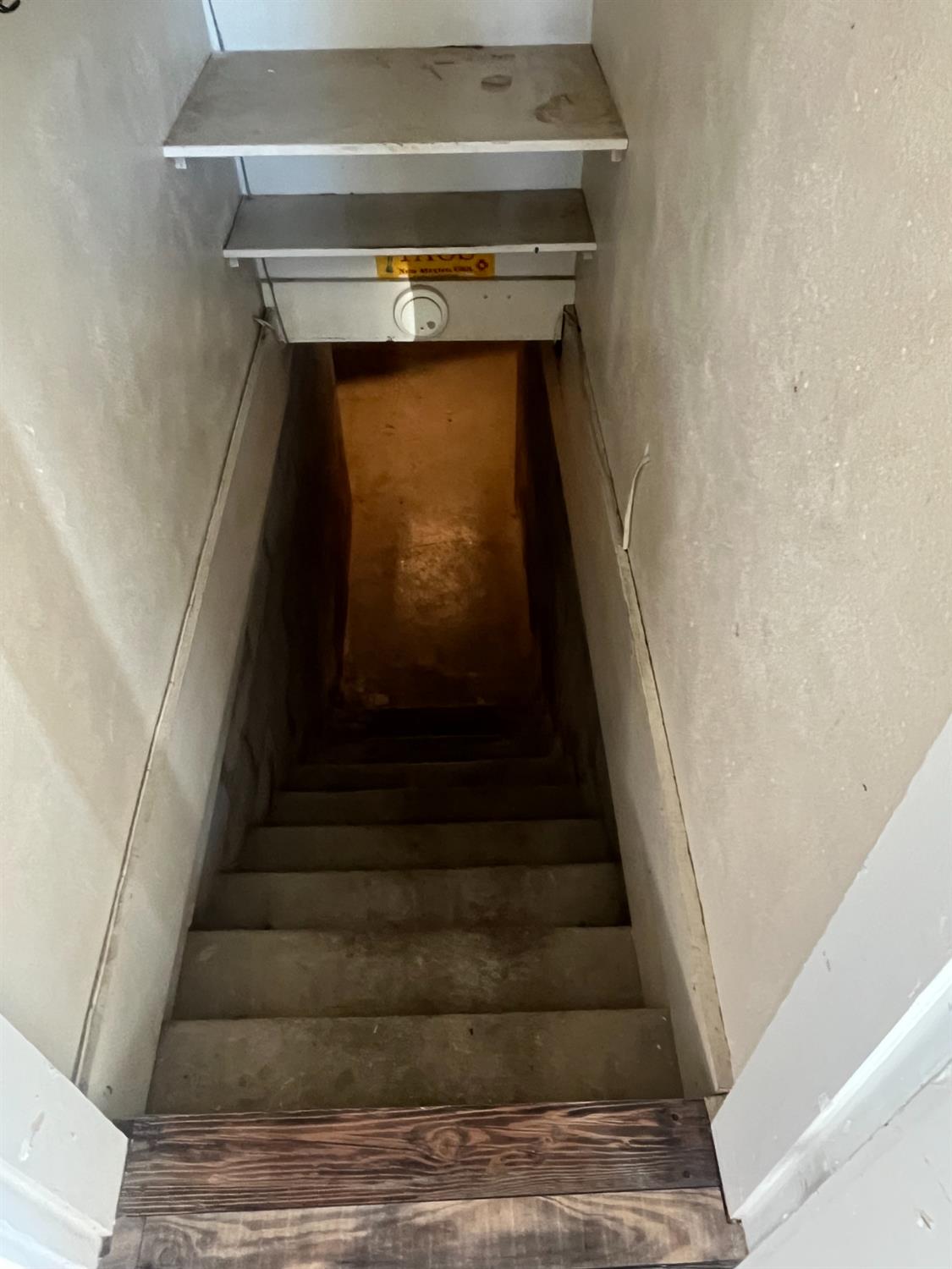 471 South Reed Avenue Reedley, CA 93654 - Photo 52 of 54 a view of entryway