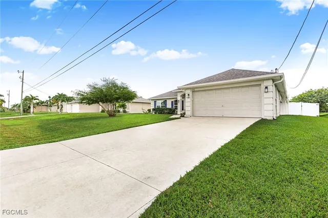 $450,000 | 2310 Southwest 27th Terrace, Cape Coral, FL 33914