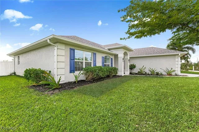 $450,000 | 2310 Southwest 27th Terrace, Cape Coral, FL 33914