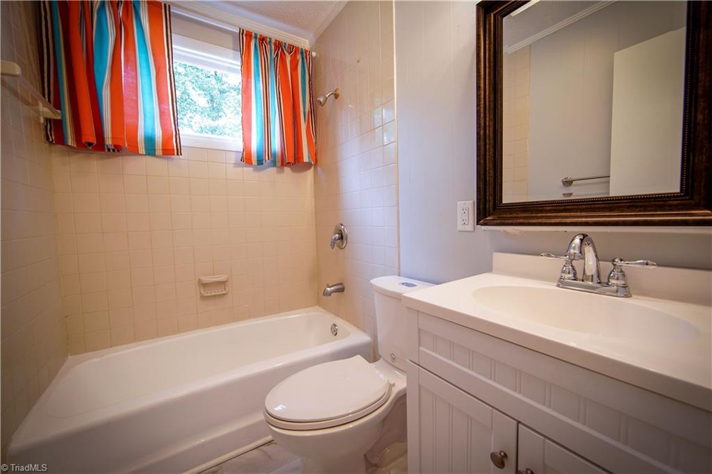 510 Edney Ridge Road Greensboro, NC 27408 - Photo 4 of 9 Gallery Image 4