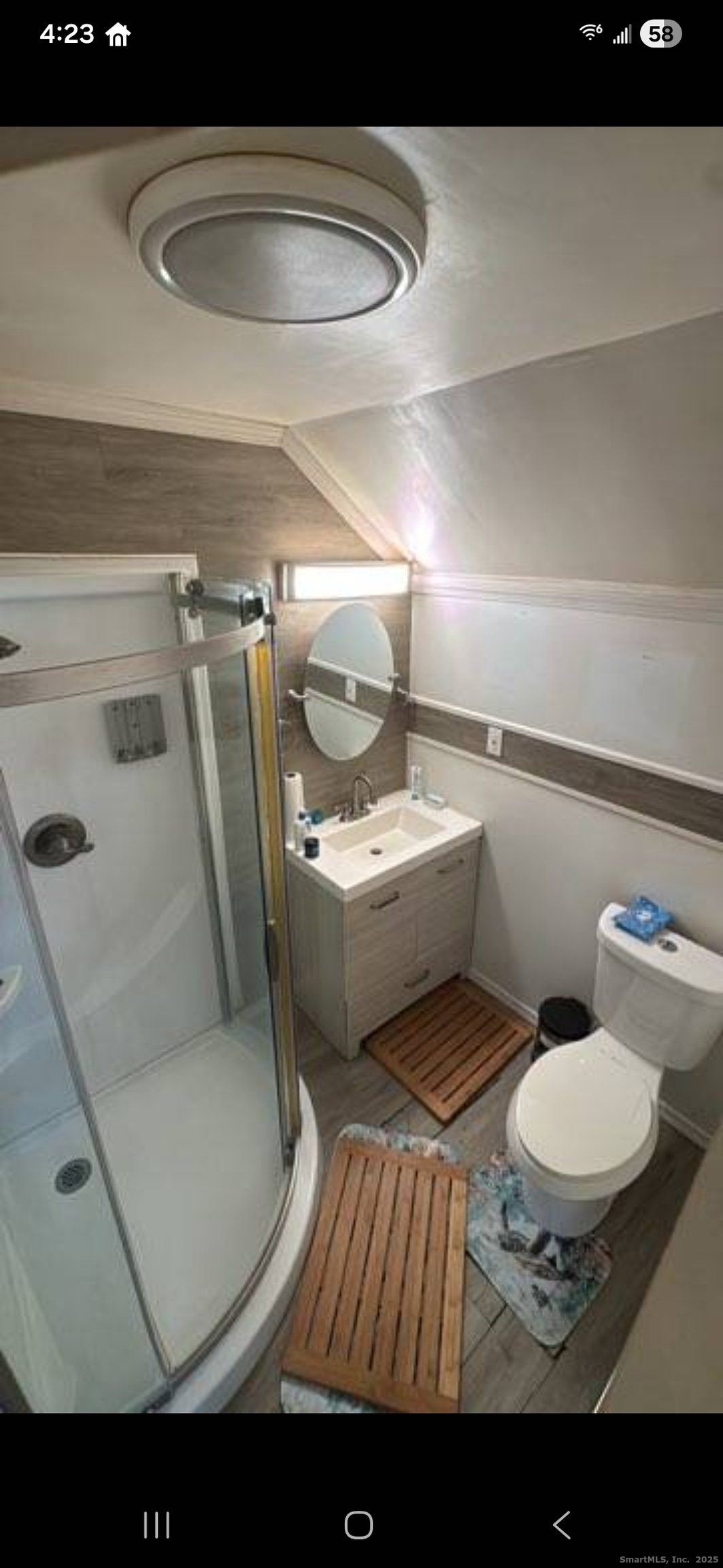 576 Highland Avenue Waterbury, CT 06708 - Photo 17 of 31