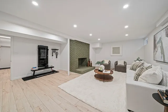 $1,225,000 | 60 Pleasant Street South, Natick, MA 01760