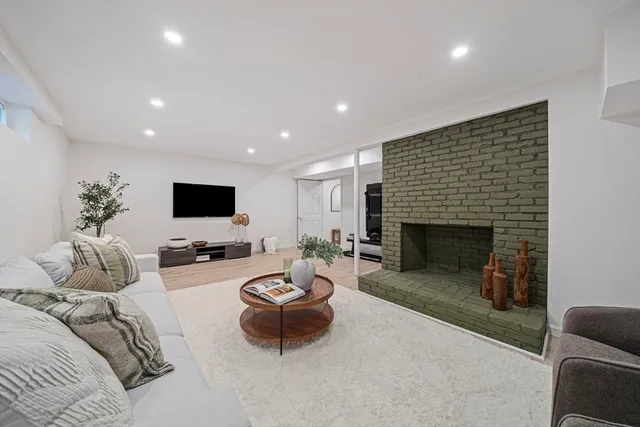 $1,225,000 | 60 Pleasant Street South, Natick, MA 01760