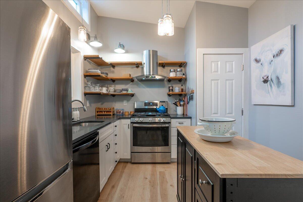 8 Cobb Hill Road Camden, ME 04843 - Photo 6 of 37 01-8 Cobb Hill -1