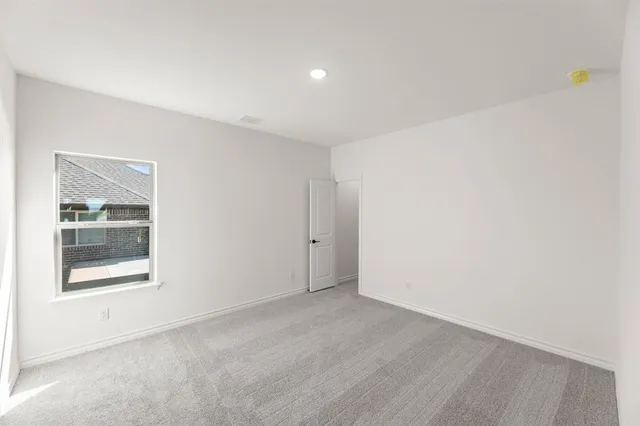 $599,900 | 1041 Moss Grv Trail, Justin, TX 76247