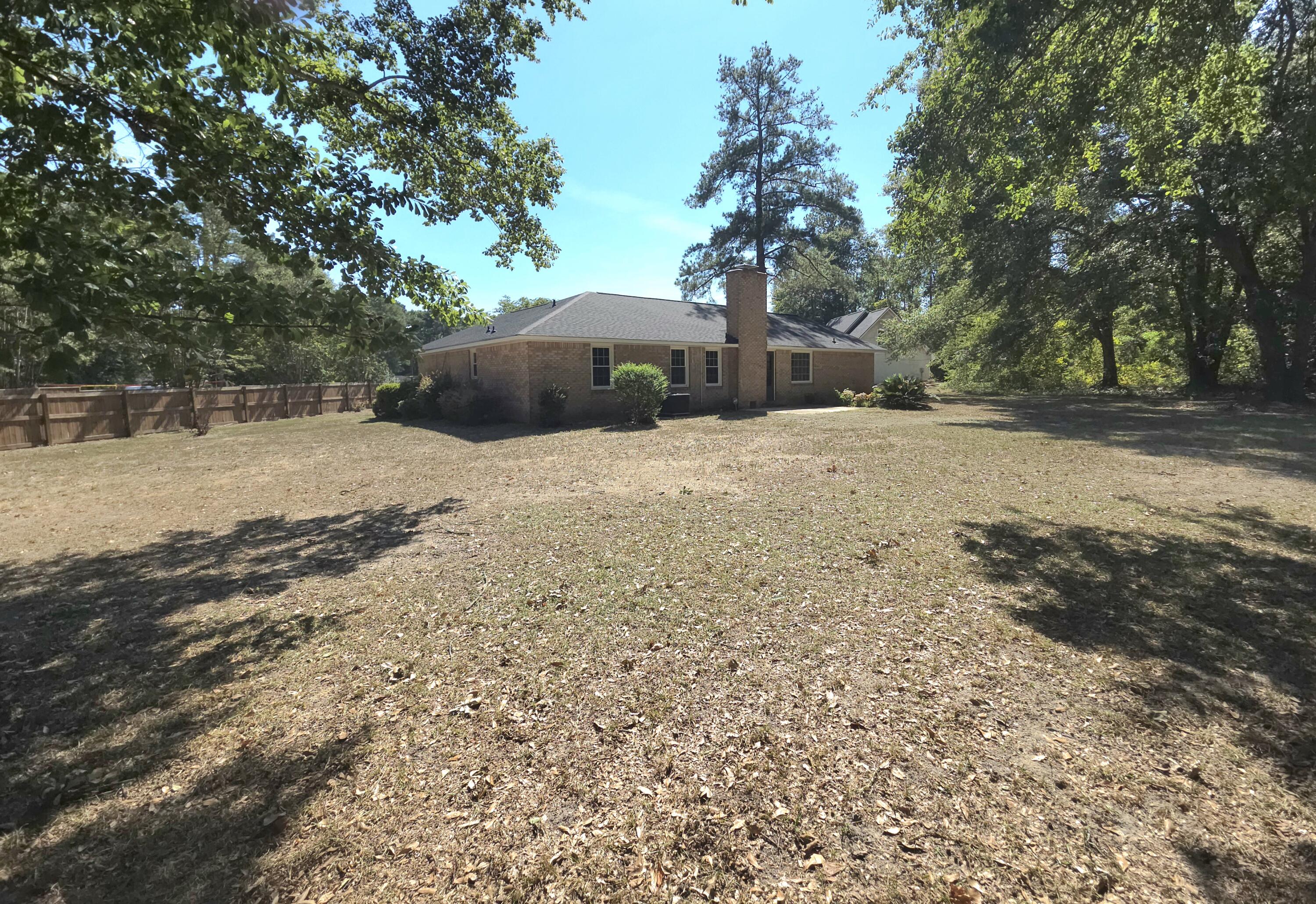 7 Treetop Court Sumter, SC 29154 - Photo 16 of 16 20260916_150620