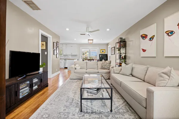$2,400 | 1807 Ohlen Road, Austin, TX 78757