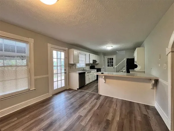 $2,300 | 1626 Isham Drive, Lawrenceville, GA 30046