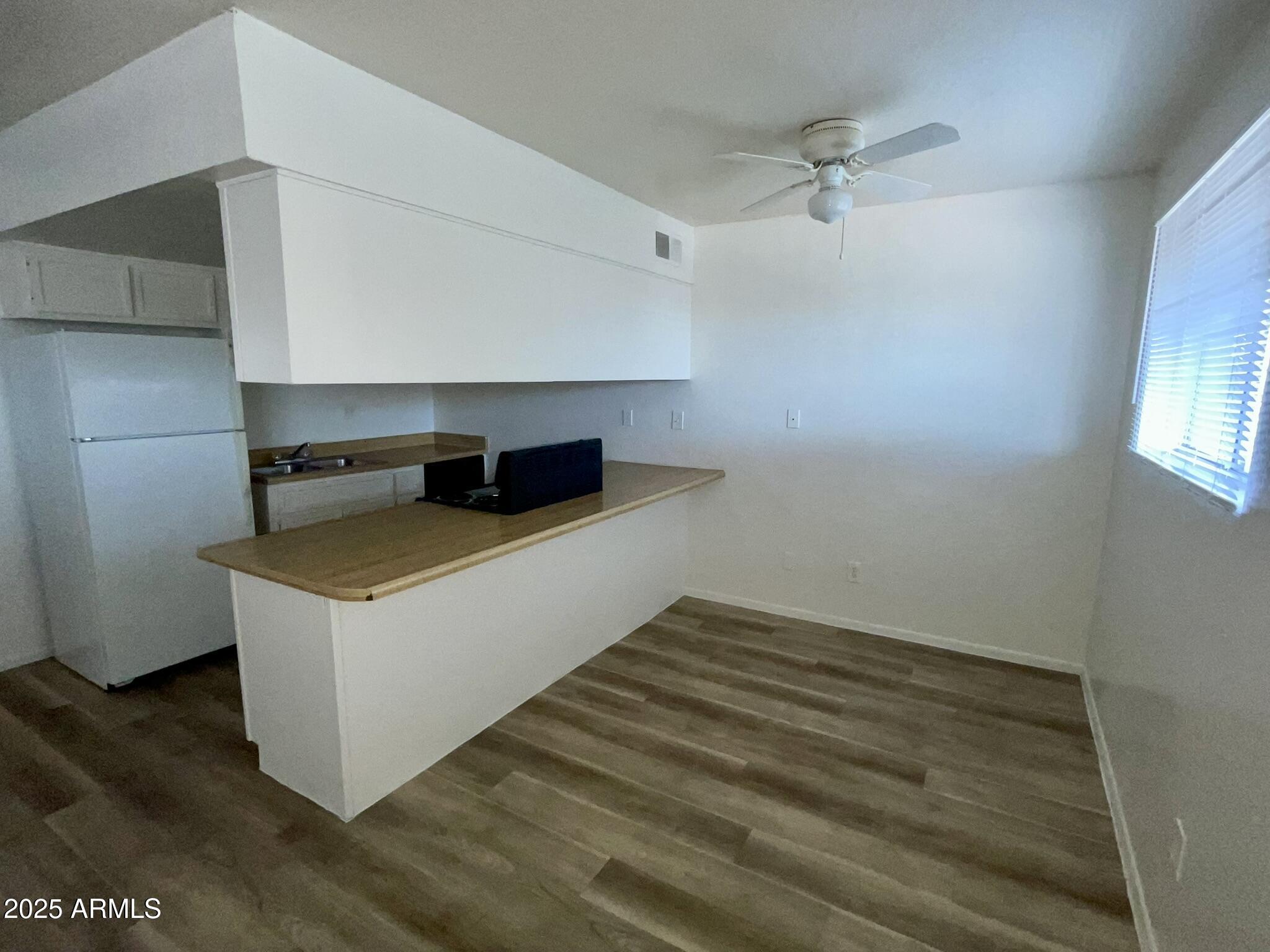 2002 East Sweetwater Avenue, Unit 202 Phoenix, AZ 85022 - Photo 11 of 22 a utility room with washer and dryer