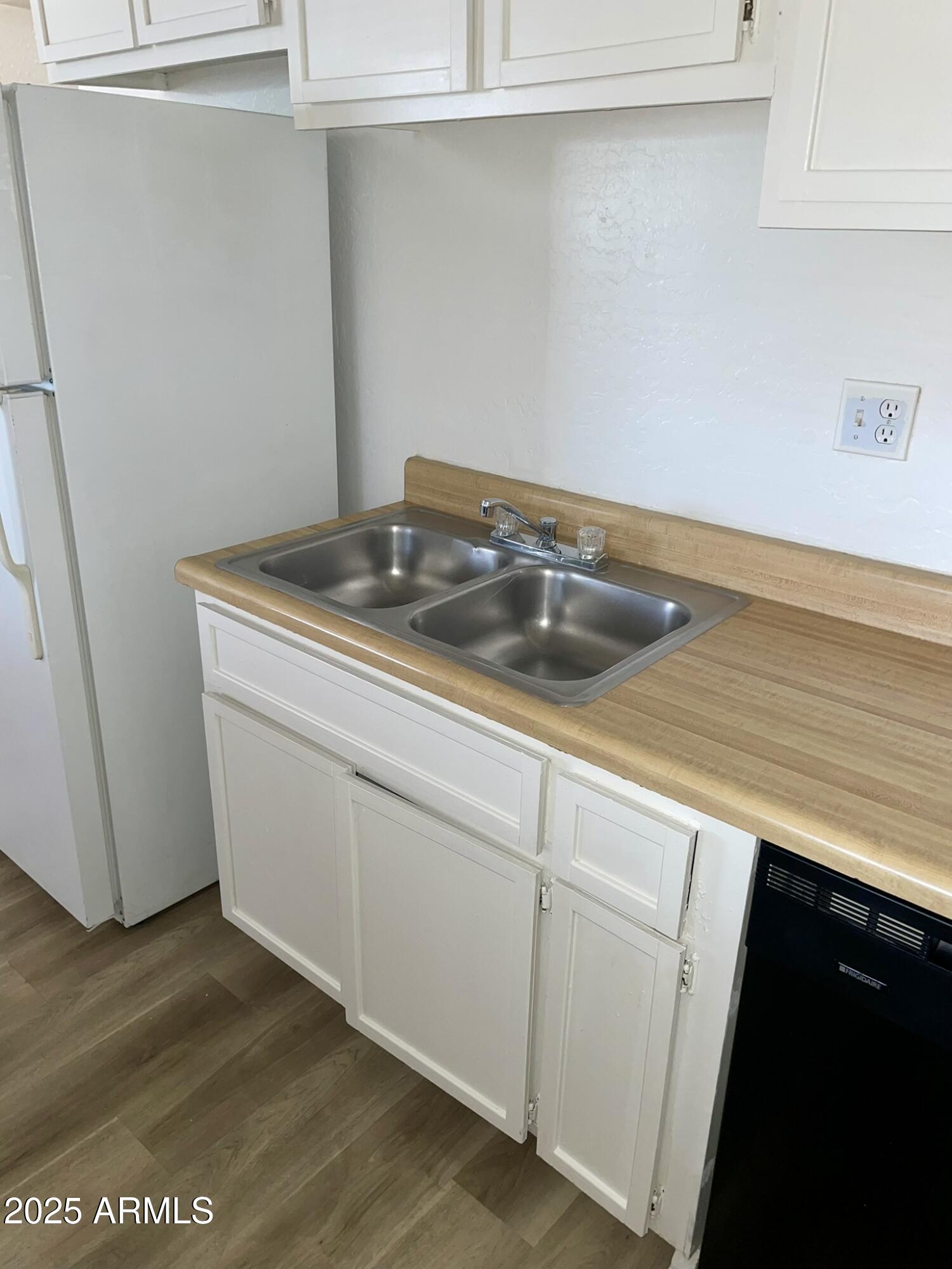 2002 East Sweetwater Avenue, Unit 202 Phoenix, AZ 85022 - Photo 7 of 22 a close view of utility room