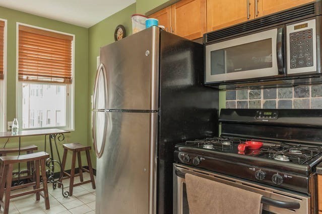 130 Sutherland Road, Unit 5 Boston, MA 02135 - Photo 15 of 18 Gallery Image 15