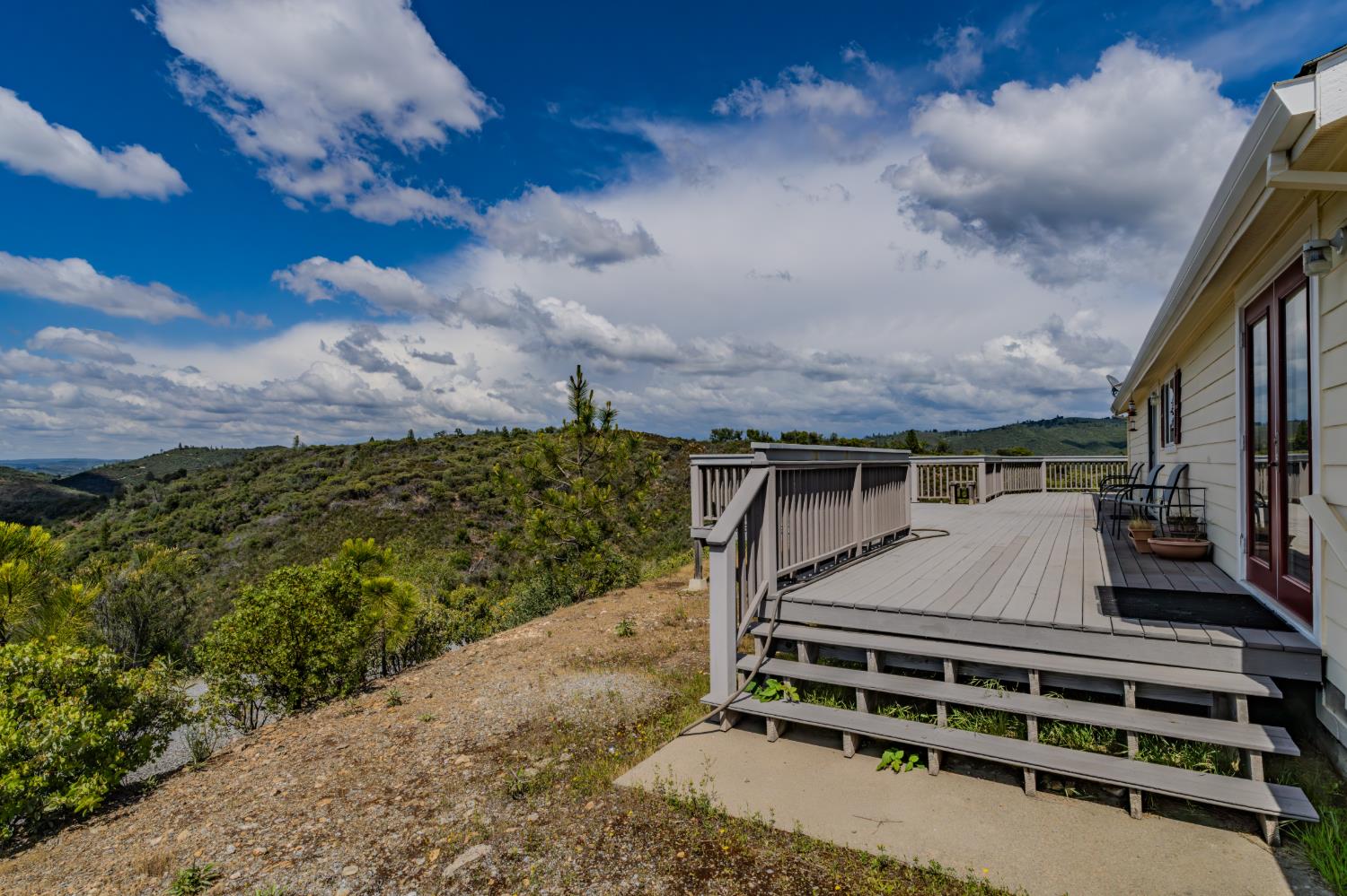 3155 Hawver Road San Andreas, CA 95249 - Photo 13 of 63 Access to the Deck/