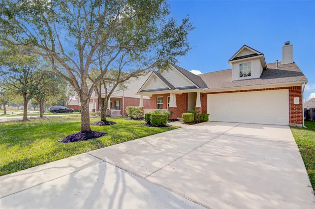 $2,300 | 17523 Cypress Orchard Lane, Cypress, TX 77429