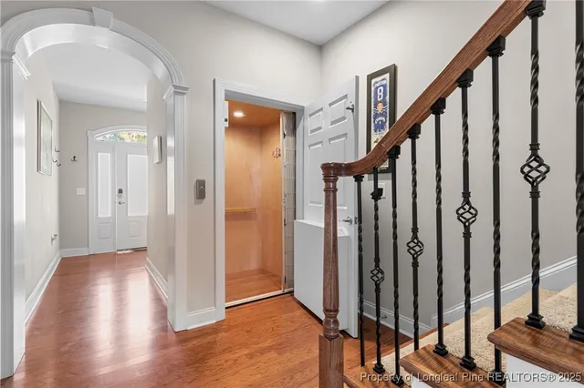 a view of a workspace with furniture
