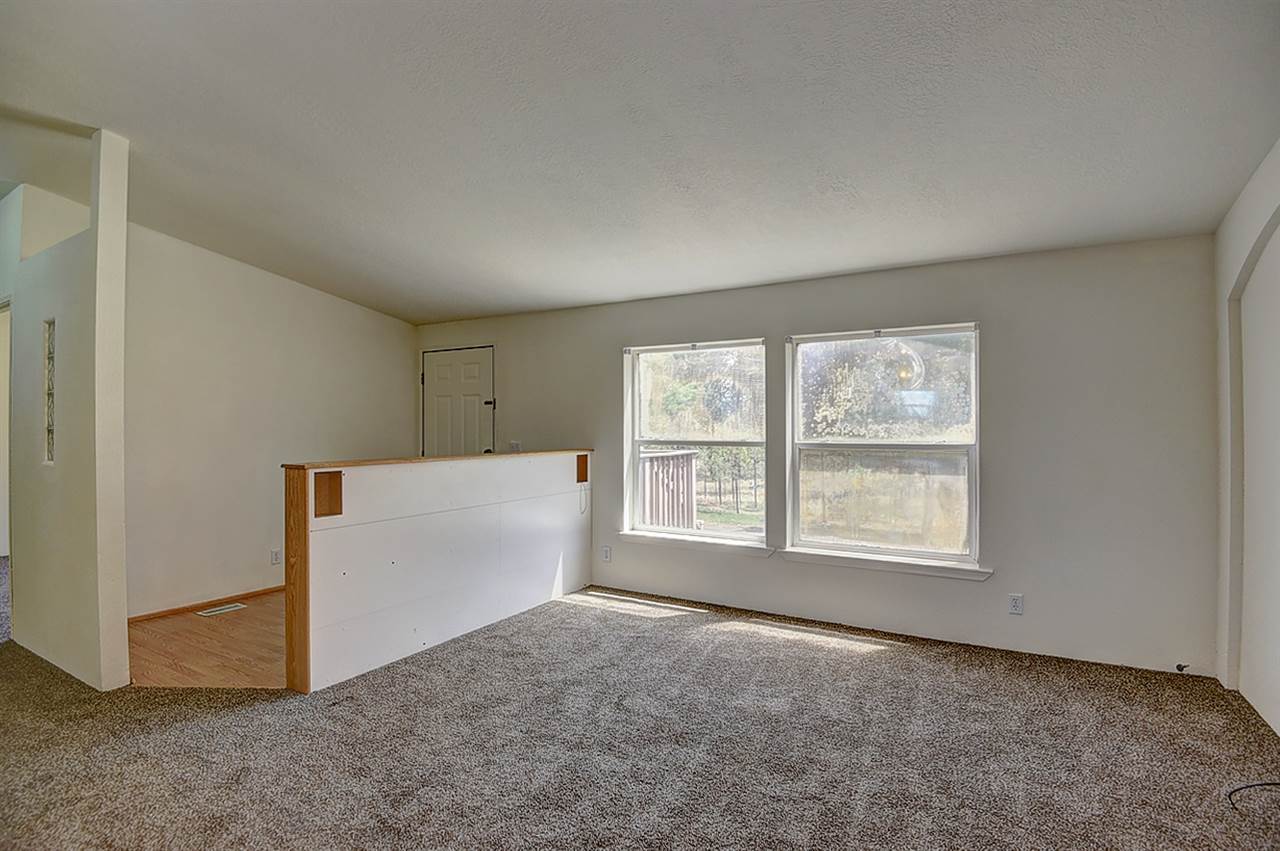 25312 South Carman Road Cheney, WA 99004 - Photo 3 of 20