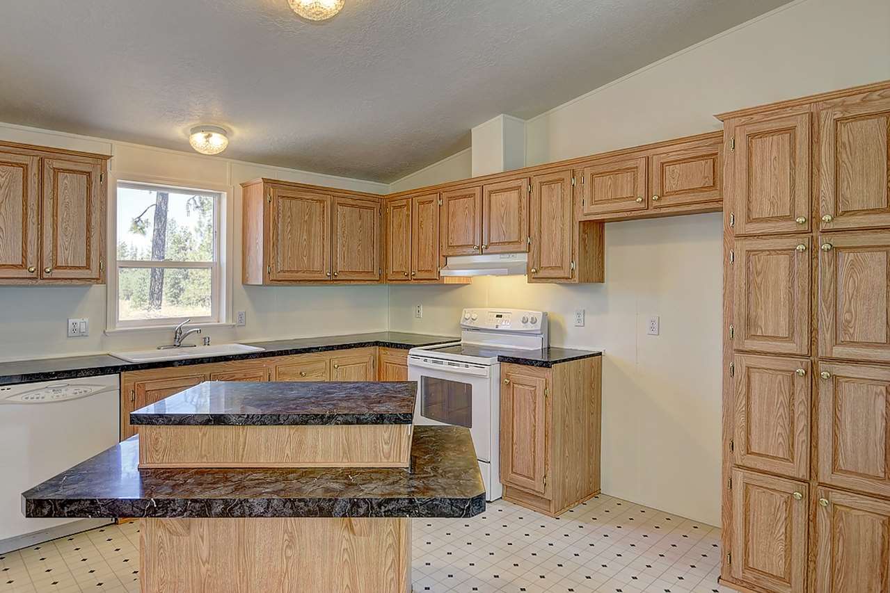 25312 South Carman Road Cheney, WA 99004 - Photo 6 of 20