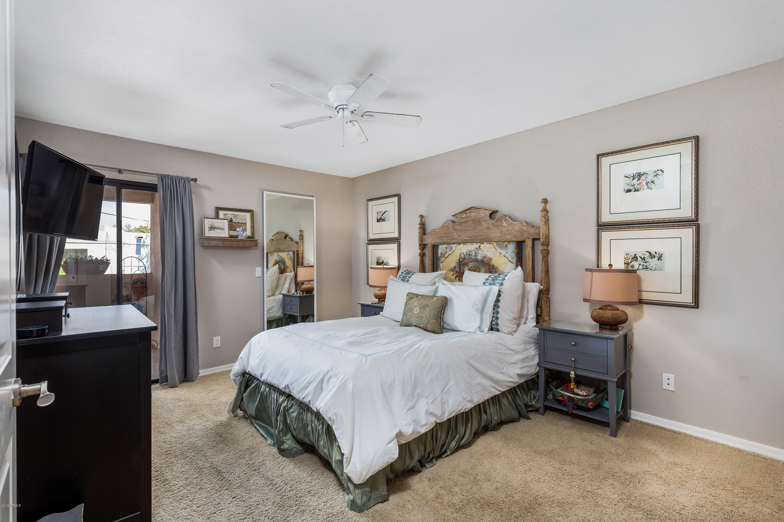 3235 East Camelback Road, Unit 221 Phoenix, AZ 85018 - Photo 3 of 21 012_Master Suite