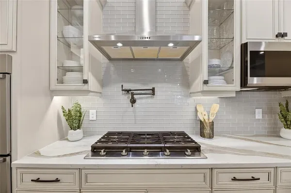 $2,150,000 | 851 Manns Harbor Drive, Apollo Beach, FL 33572