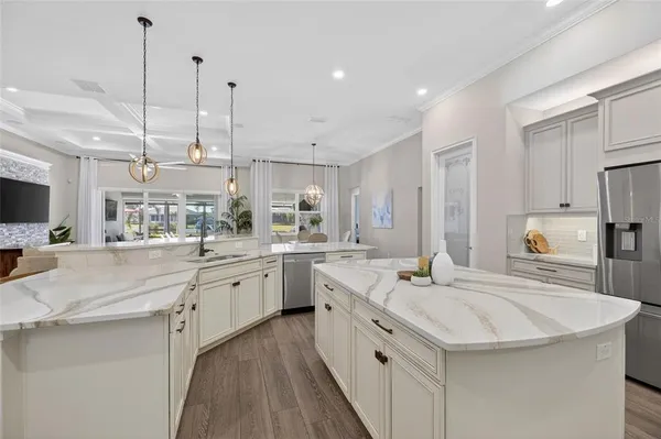 $2,150,000 | 851 Manns Harbor Drive, Apollo Beach, FL 33572