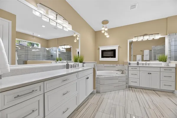 $2,150,000 | 851 Manns Harbor Drive, Apollo Beach, FL 33572