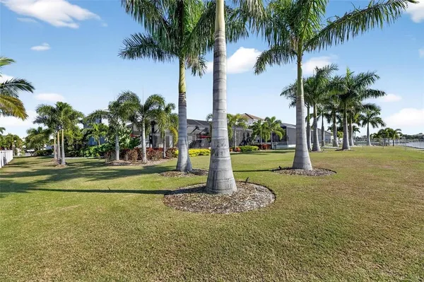 $2,150,000 | 851 Manns Harbor Drive, Apollo Beach, FL 33572