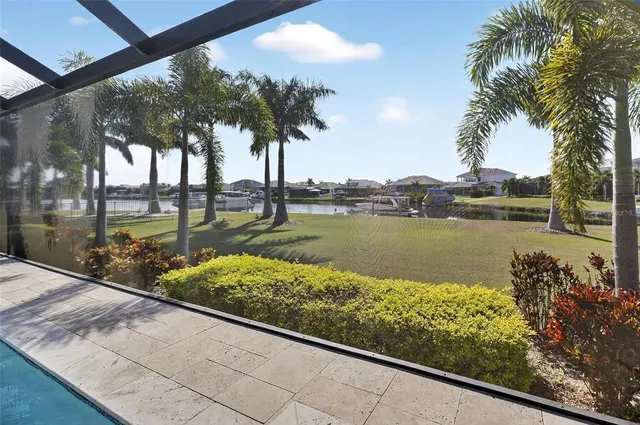 $2,195,000 | 851 Manns Harbor Drive, Apollo Beach, FL 33572