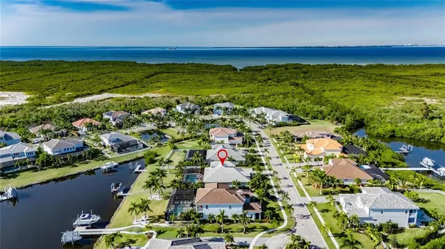 $2,195,000 | 851 Manns Harbor Drive, Apollo Beach, FL 33572
